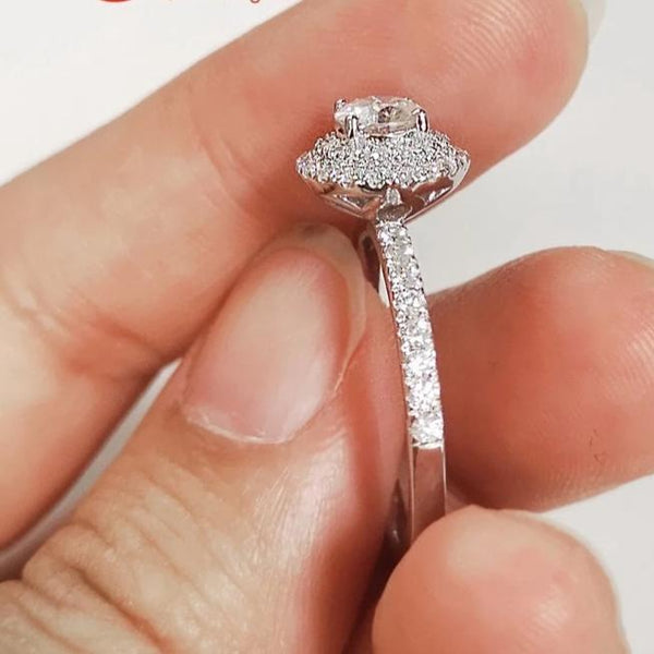 18k white gold Ring with 5mm round shape DF moissanite stone for Women Party Jewelry